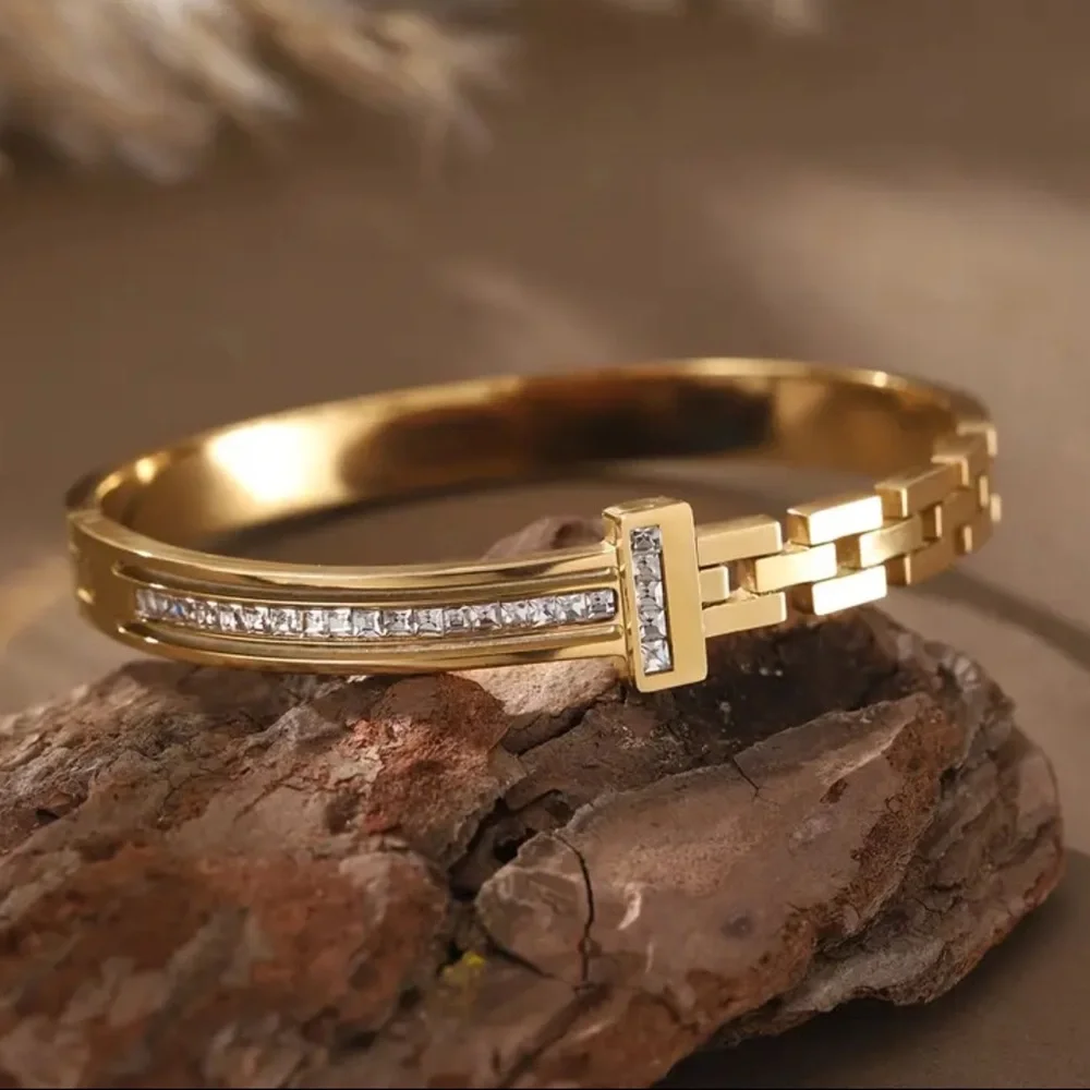 👠 Gold Link Cz Diamond Bangle Bracelet